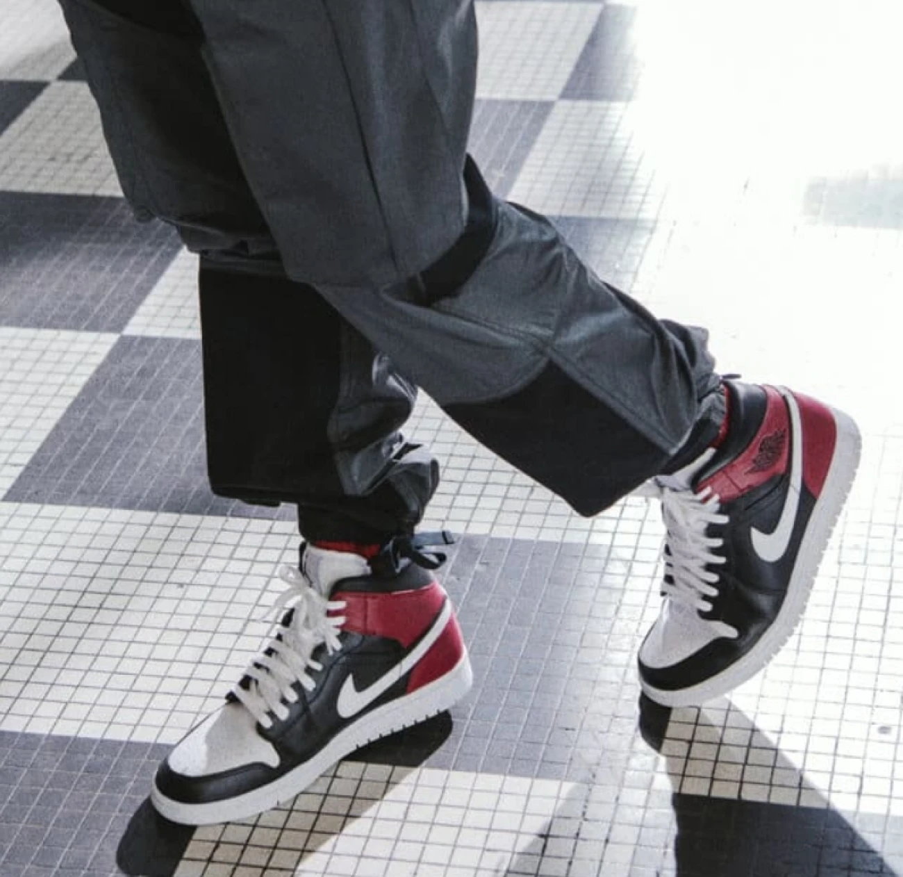 the classis air jordan I is one of the best sneaker and has been for over 20 years, they come in a variety of colours are comfortable and are so easy to style