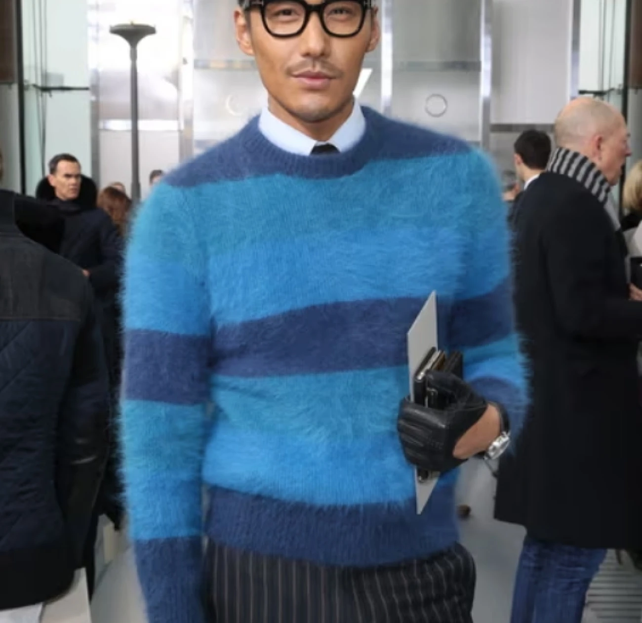 pictured Hu Bing at a fashion show
