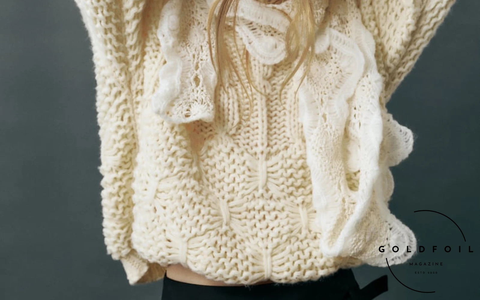 Zara chunky knit sweater with a trimming detail in beige is the perfect festive gift this 2023 Christmas season Zara chunky knit sweater with a trimming detail in beige is the perfect festive gift this 2023 Christmas season